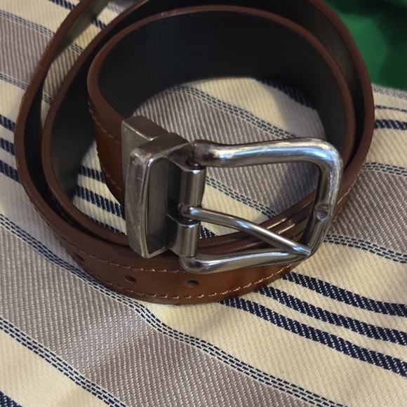 Men's Brown Leather Belt - Picture 1 of 3